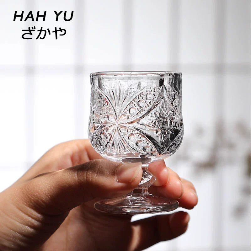 Chuxue Hatsuyuki retro engraved pattern sake glass crystal glass small wine bottle middle-aged wine glass wabi sabi cup